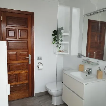 House Experience Violeta Semesterbostad